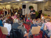 4-grosses_Interesse_bei_der_Kinderbrgersprechstunde_mit_der_OB_200x150