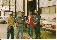 64-CWW_1992-Elke_Kaiser_Absprache_mit_Bewachungsfirma_320x222_200x139