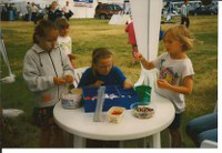 Elbtal-1997-auch_die_Kinder_haben_ihren_Spass_1_200x138